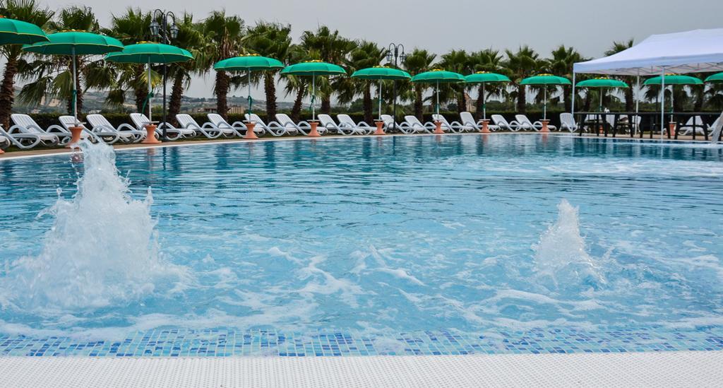 Villa Luigi Hotel & Restaurant Nuova Gestione Villa Rosa Di Martinsicuro エクステリア 写真