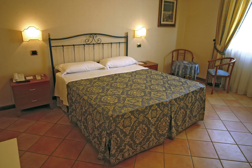 Villa Luigi Hotel & Restaurant Nuova Gestione Villa Rosa Di Martinsicuro エクステリア 写真