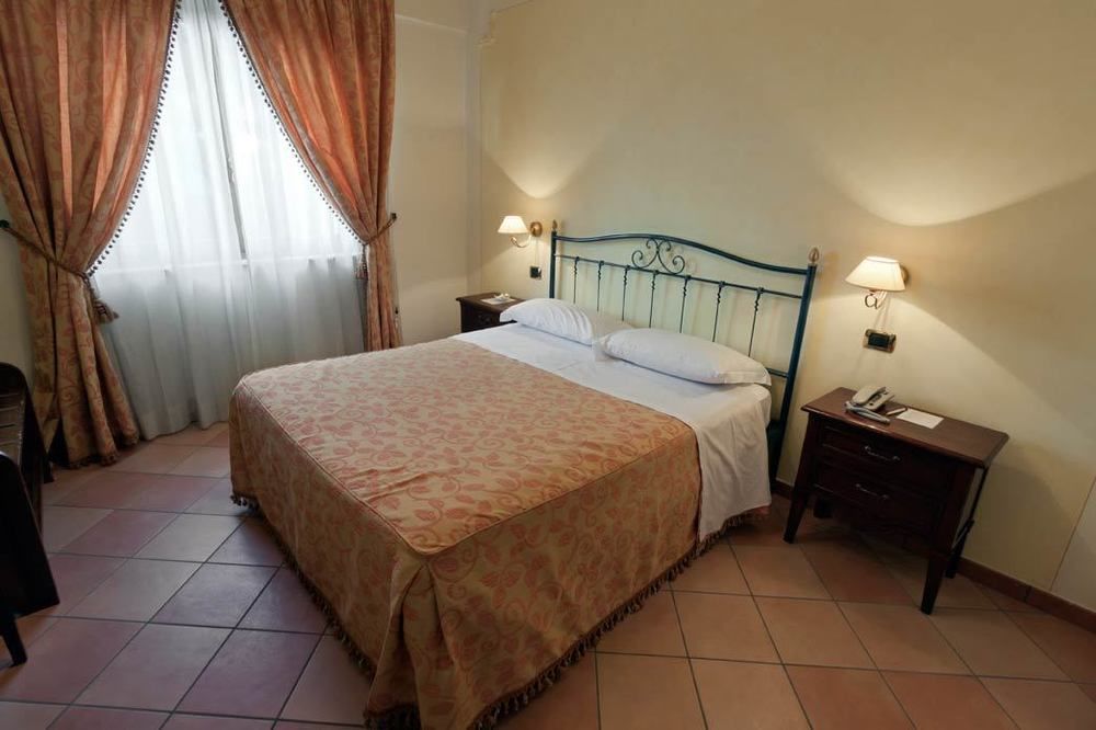 Villa Luigi Hotel & Restaurant Nuova Gestione Villa Rosa Di Martinsicuro エクステリア 写真
