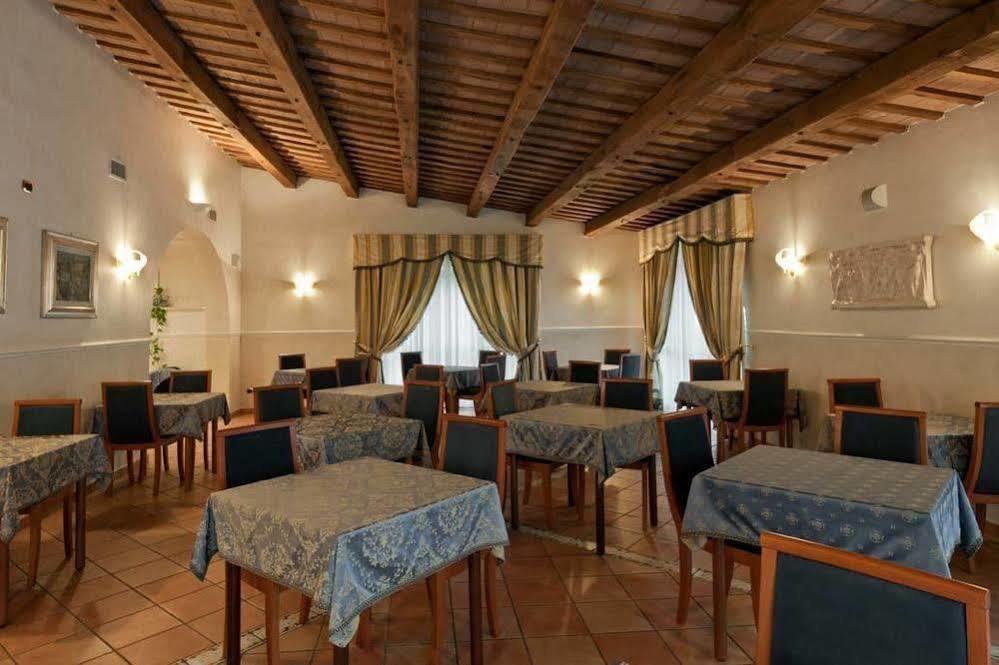 Villa Luigi Hotel & Restaurant Nuova Gestione Villa Rosa Di Martinsicuro エクステリア 写真