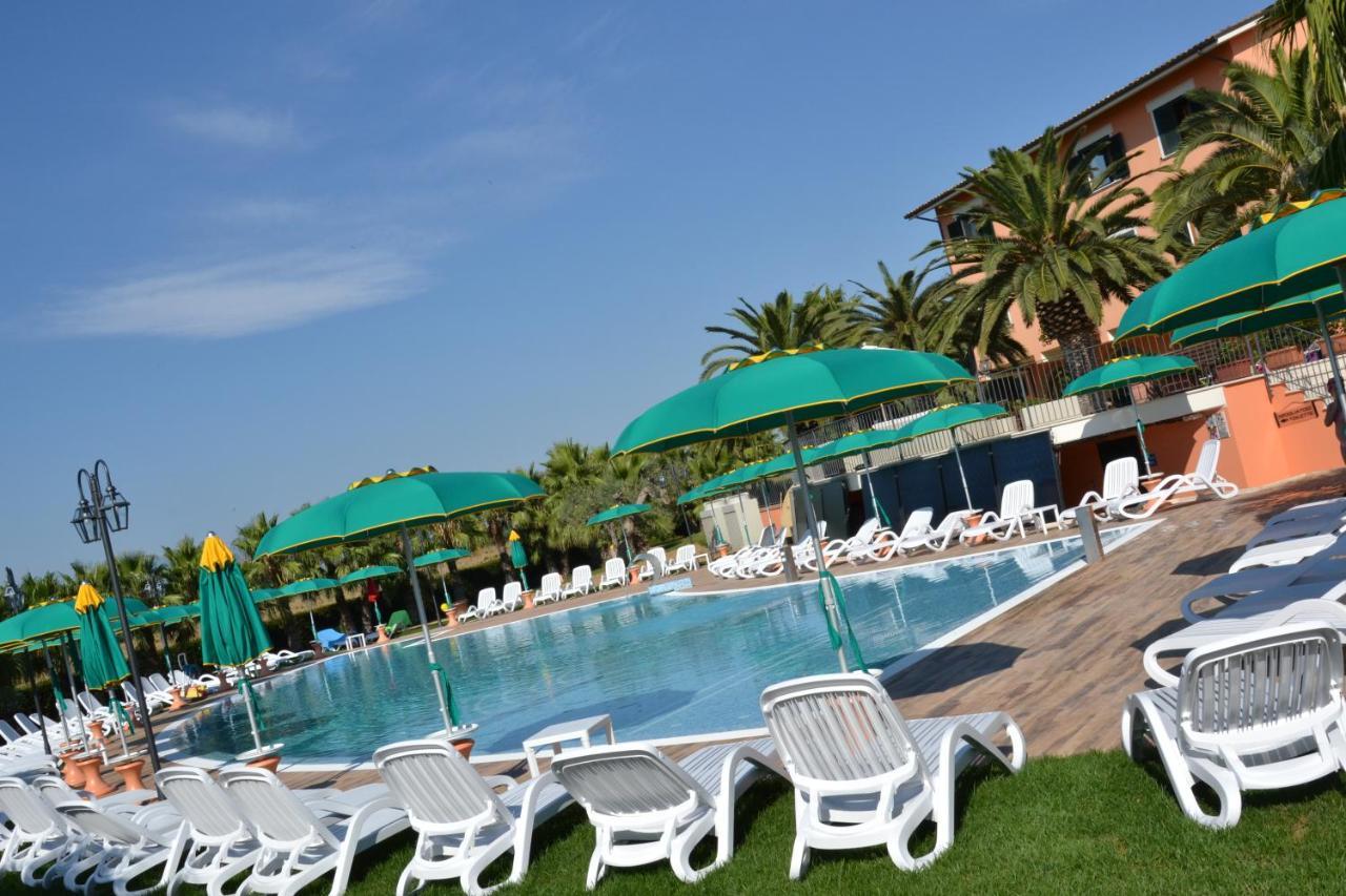 Villa Luigi Hotel & Restaurant Nuova Gestione Villa Rosa Di Martinsicuro エクステリア 写真