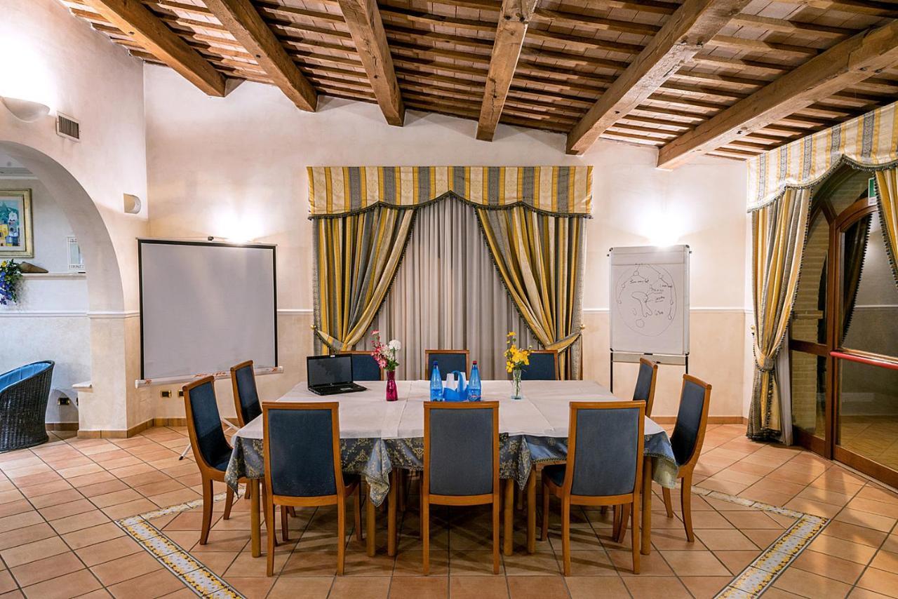 Villa Luigi Hotel & Restaurant Nuova Gestione Villa Rosa Di Martinsicuro エクステリア 写真